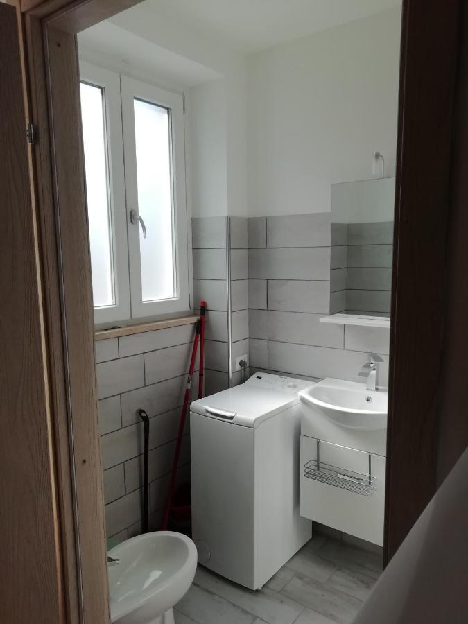 Villa Giuliana Stanze Con Bagno Interno In Villa A 350 Mt Spiaggia Libera Lido Delle Sirene Anzio Zewnętrze zdjęcie