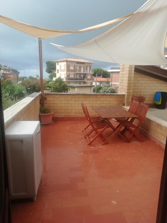 Villa Giuliana Stanze Con Bagno Interno In Villa A 350 Mt Spiaggia Libera Lido Delle Sirene Anzio Zewnętrze zdjęcie
