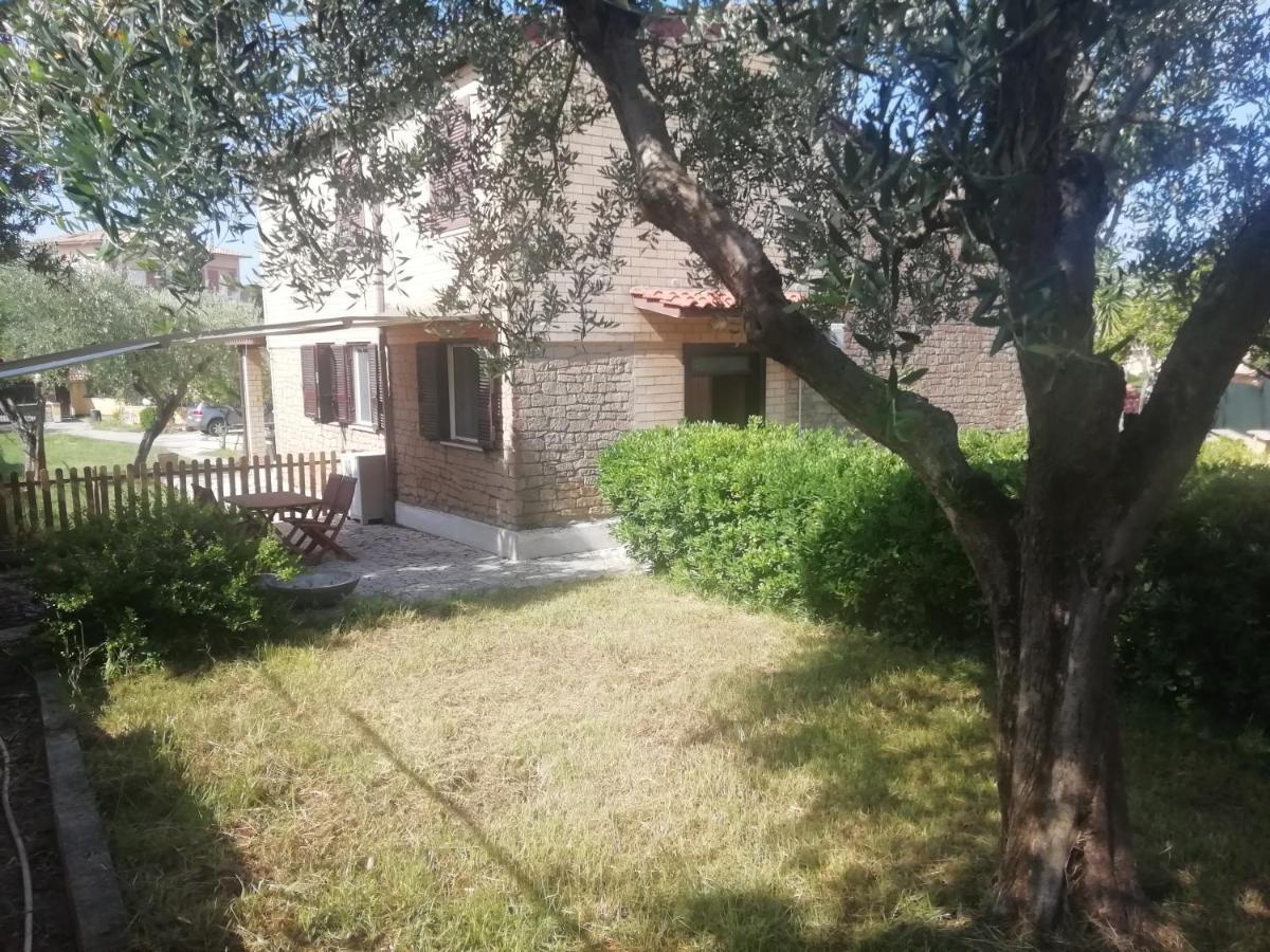 Villa Giuliana Stanze Con Bagno Interno In Villa A 350 Mt Spiaggia Libera Lido Delle Sirene Anzio Zewnętrze zdjęcie