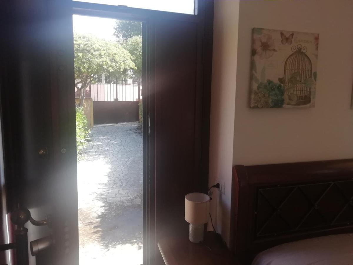 Villa Giuliana Stanze Con Bagno Interno In Villa A 350 Mt Spiaggia Libera Lido Delle Sirene Anzio Zewnętrze zdjęcie